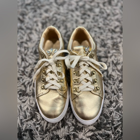 Lilly Pulitzer • Hallie Gold studded Sneaker Size 8 💥RARE 💥 - Picture 4 of 15